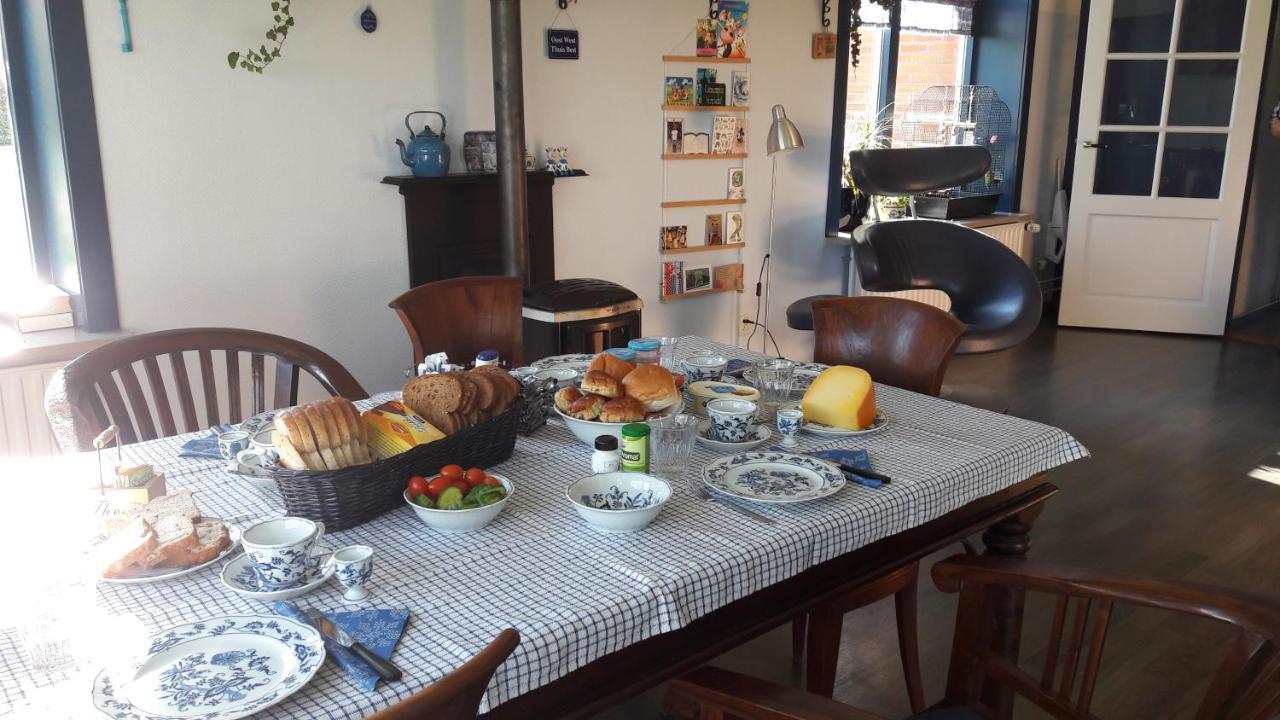 Een-West Bed & Breakfast “ Gastvrij Onthaal “ المظهر الخارجي الصورة