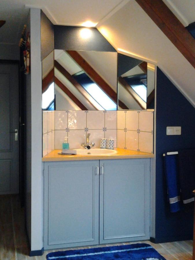 Een-West Bed & Breakfast “ Gastvrij Onthaal “ المظهر الخارجي الصورة
